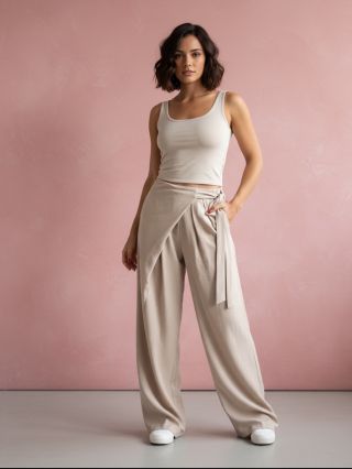 Kalhoty Colette z úžasného tencelu🌿! Střih je do pasu, s originálním překládaným detailem vpředu . Kalhoty jsou...